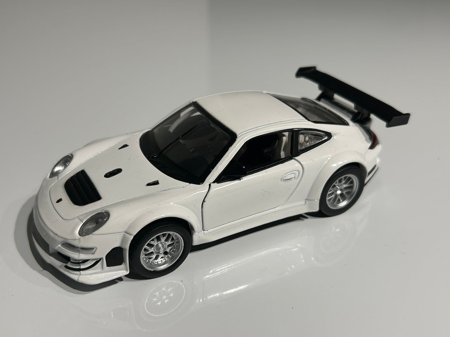 Porsche 911 GT2 RS