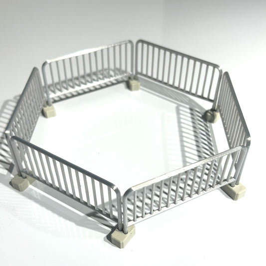 1/24 Crowd Barrier